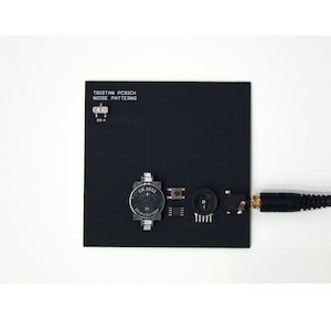 画像2: Tristan Perich "Noise Patterns" [Soundbox]