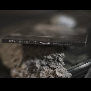 画像2: Minazuki - 水鳴月 "From Dust to Stars - 塵から星へ" [Photobook + CD]