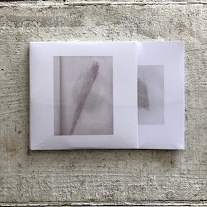 画像: Lawrence English "A Mirror Holds The Sky" [CD + Book]